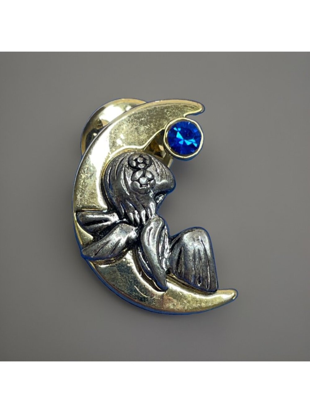 Signed DM Angel Crescent Moon Blue Rhinestone Pin Gold-tone Silver-tone